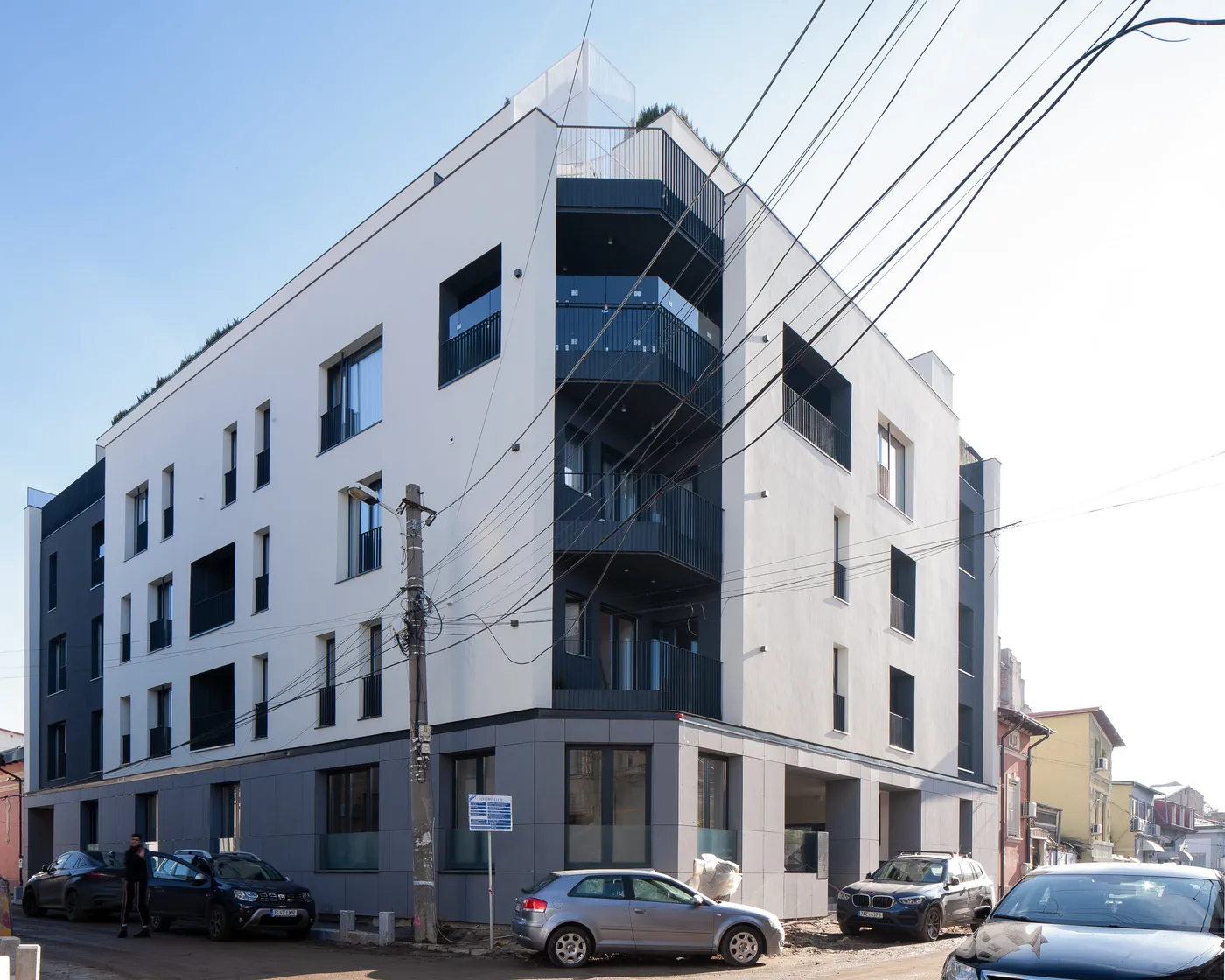 The Corner Ocolului — imaginea 1